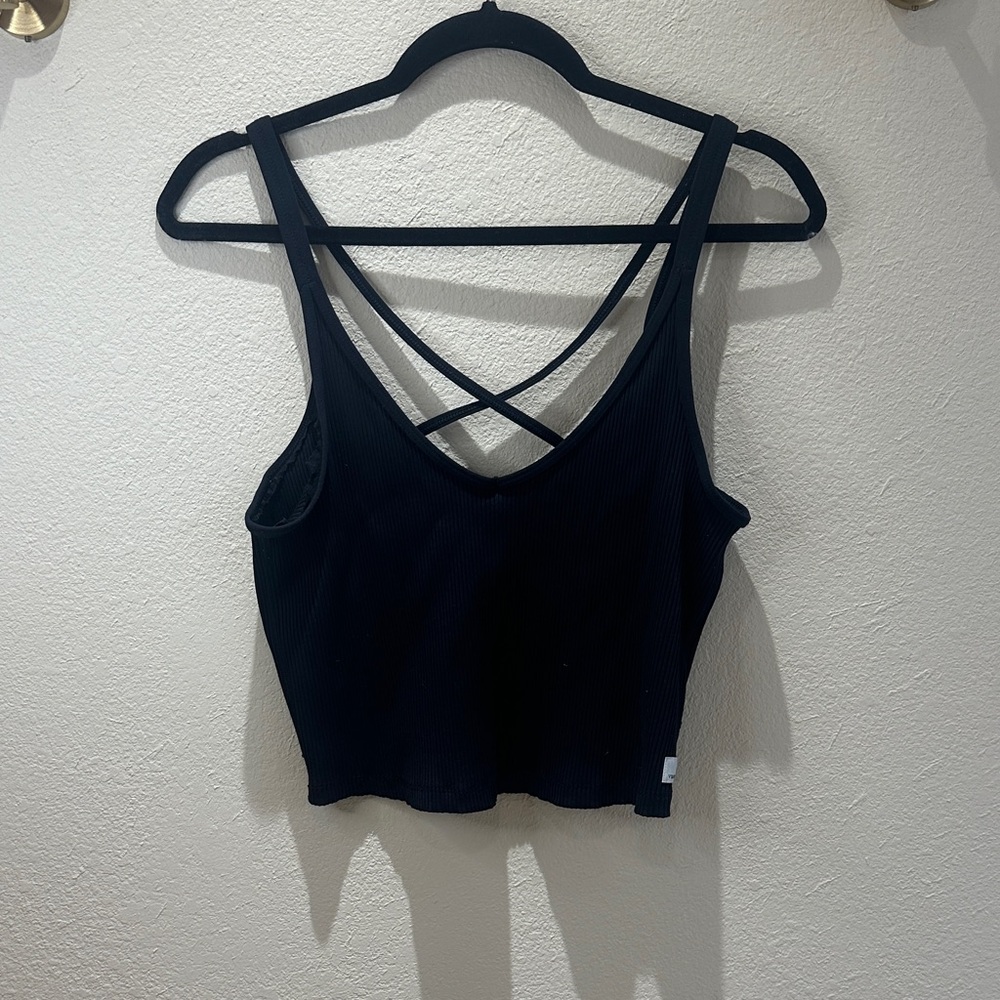 Vuori Black Ribbed Crisscross Back Crop Tank - Picture 2 of 6